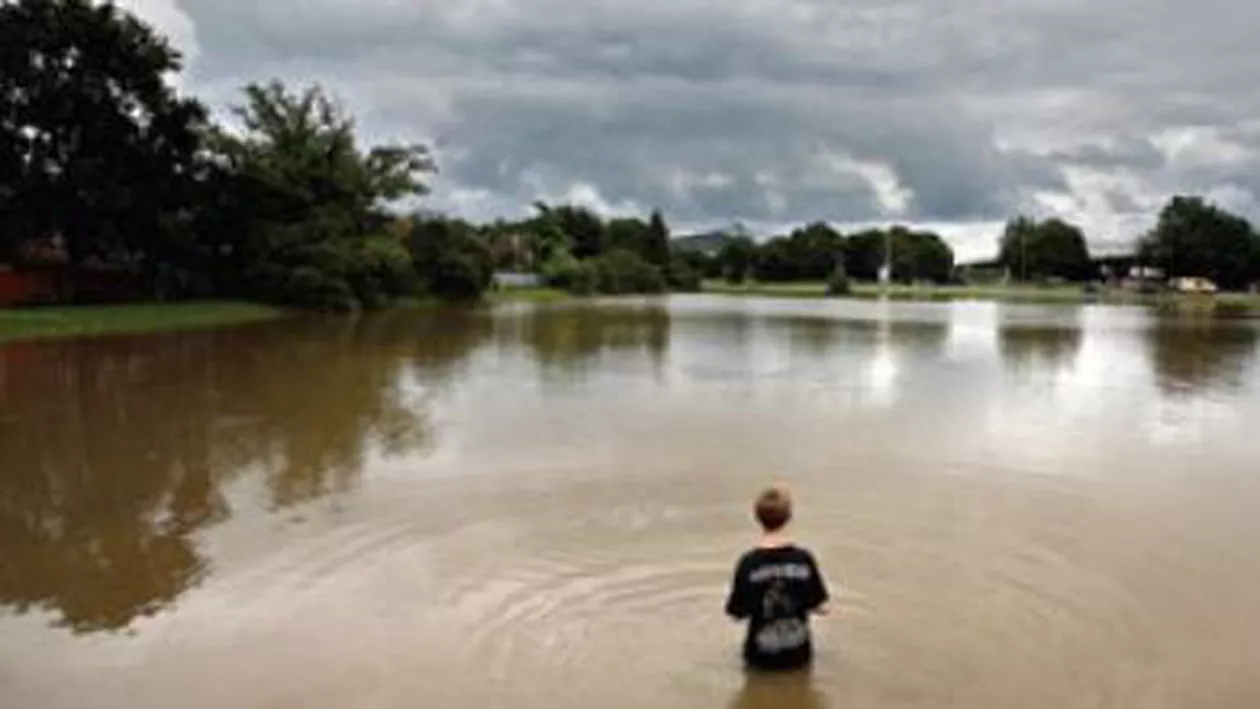 Codul roşu de inundaţii, extins în Ialomiţa şi Prahova