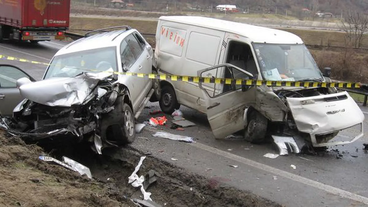 Șapte persoane au fost rănite într-un accident rutier petrecut la ieșirea din Timișoara