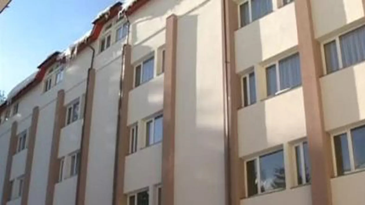 Profesorul care a organizat tabăra de la Bușteni unde a murit o elevă de 13 ani a fost condamnat la un an și jumătate de închisoare cu executare