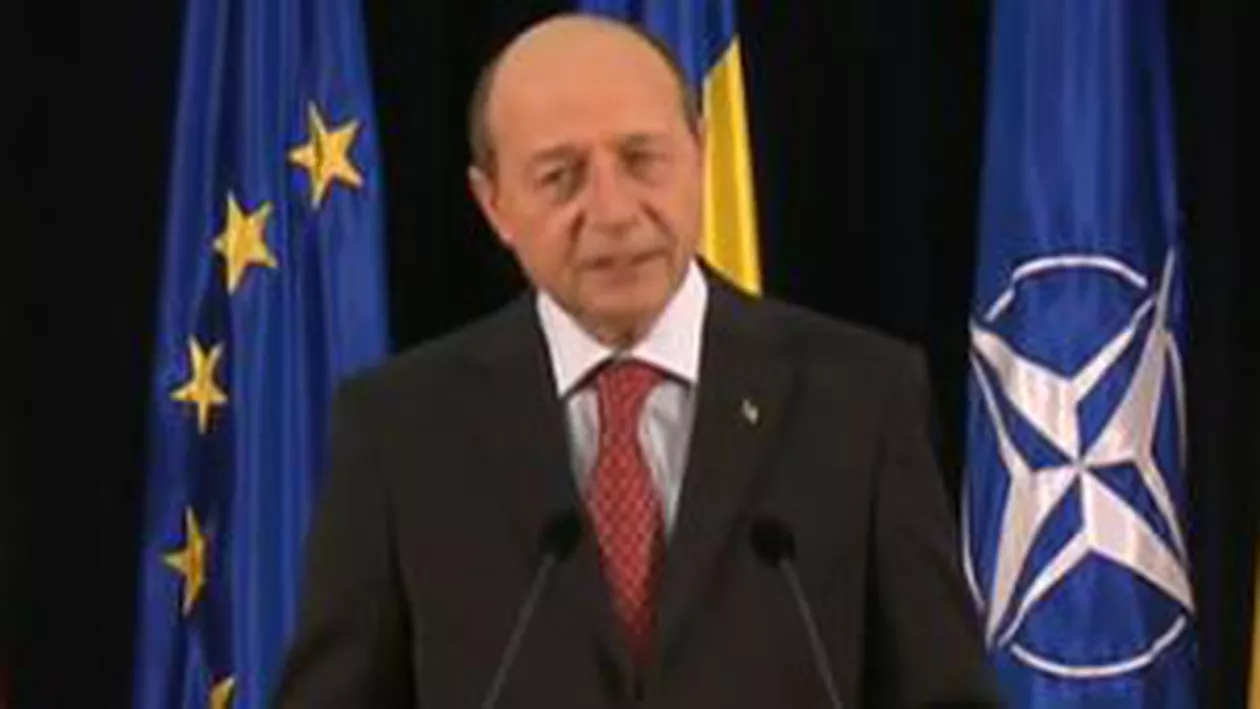 Traian Băsescu: Îi rog pe politicieni să aibă în vedere Legea privind finanţarea campaniei