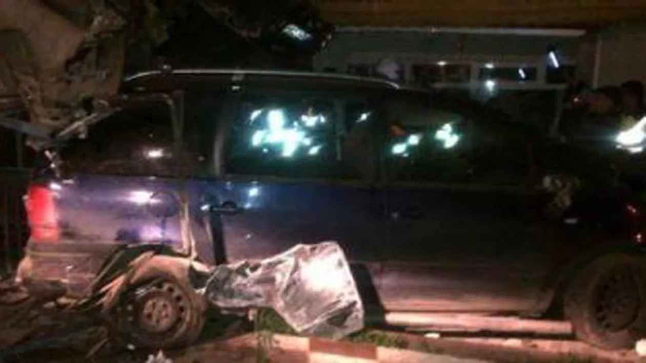 O mașină a intrat într-un magazin în Constanța: Patru persoane au murit, iar o alta este grav rănită