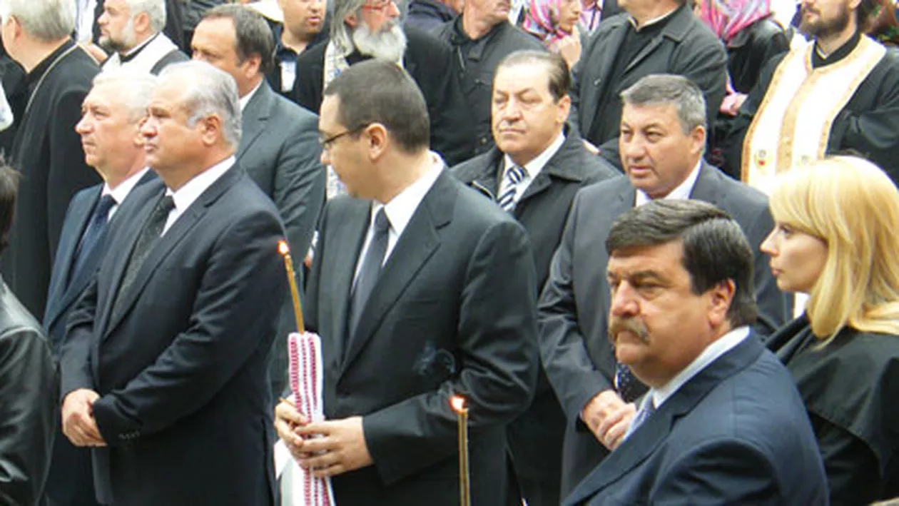 Ponta s-a întâlnit cu Patriarhul Daniel: Am mers pentru binecuvântare. Am discutat și despre Catedrală