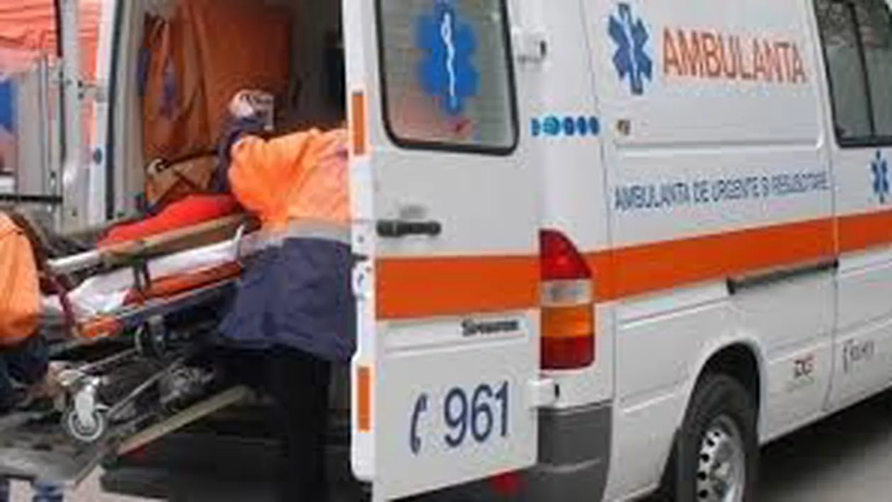Un bărbat a fost înjunghiat de un vecin, în centrul Capitalei
