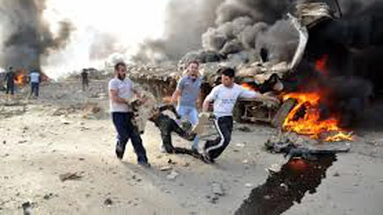 Cel puţin 60.000 de sirieni au fugit de luptele purtate între grupări islamiste rivale