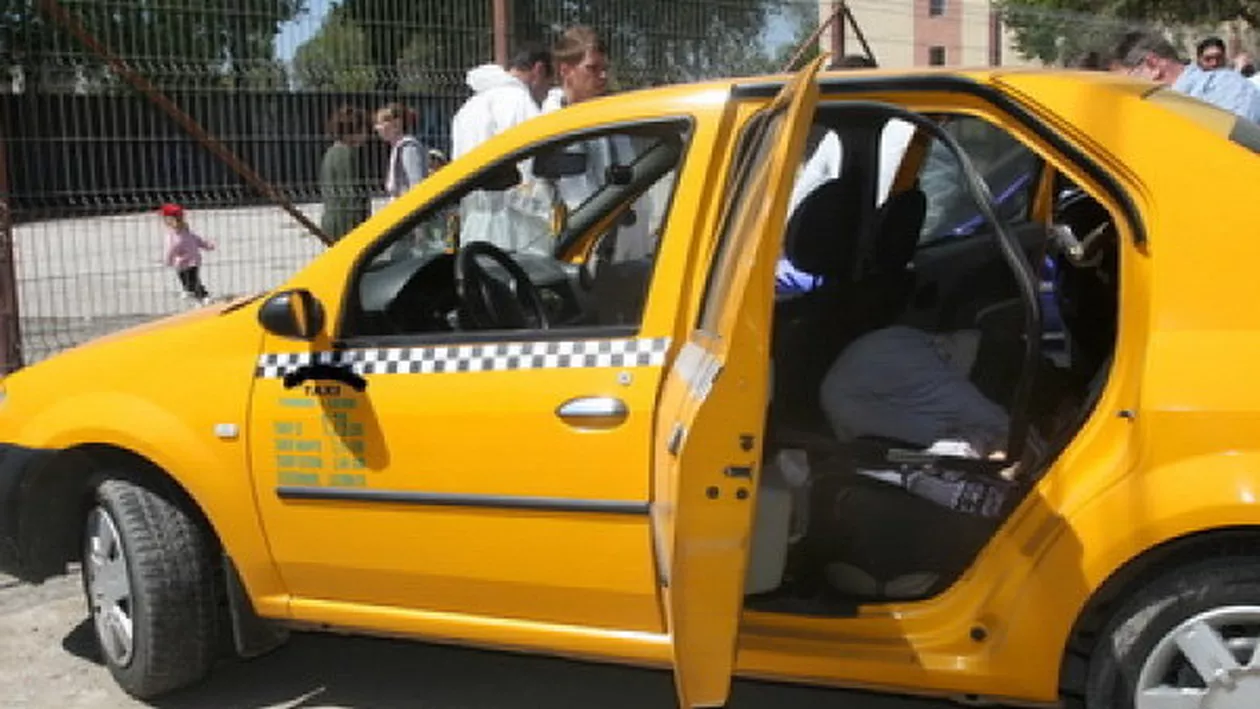 Patru cetăţeni polonezi, cercetaţi după ce au furat un taxi din Capitală