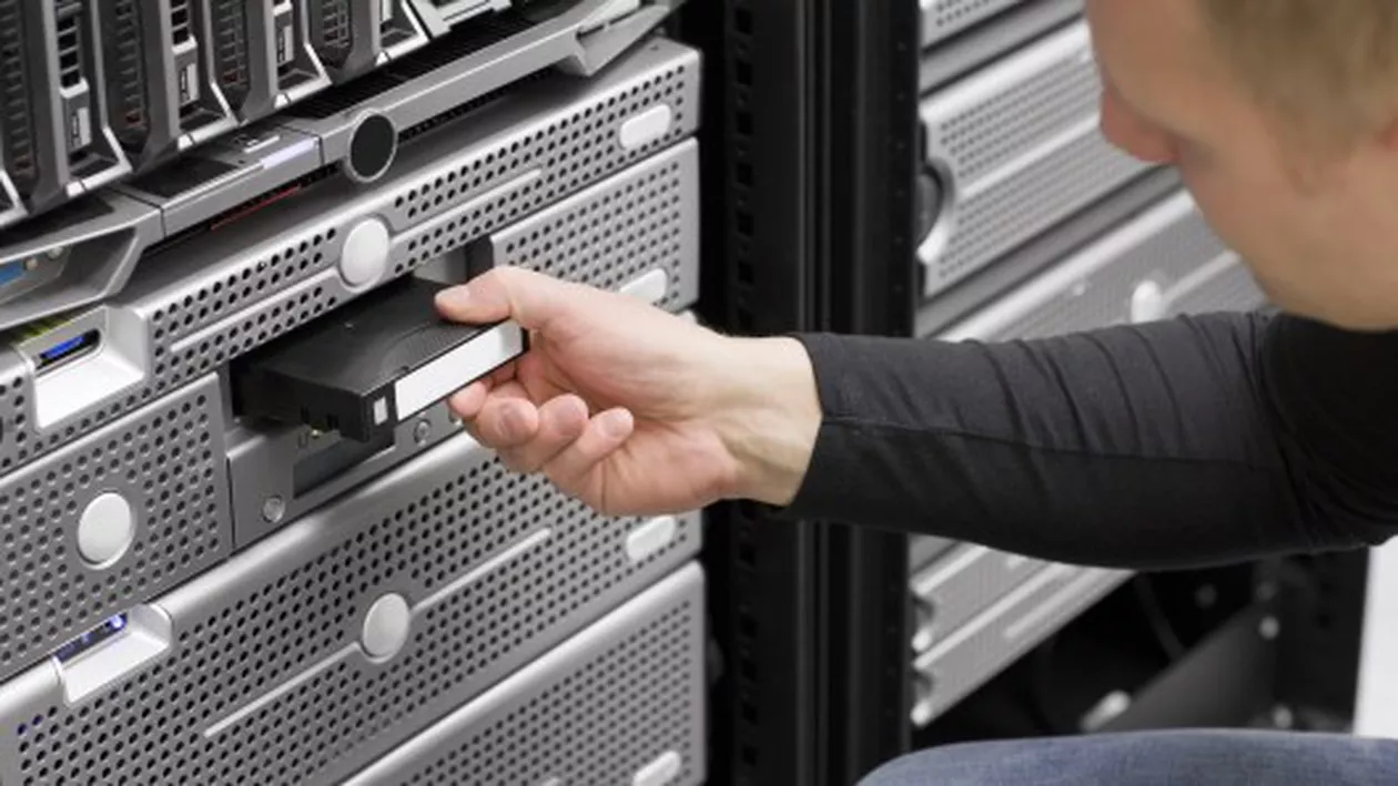 Sony a prezentat o casetă cu bandă magnetică ce poate stoca 185 TB de date