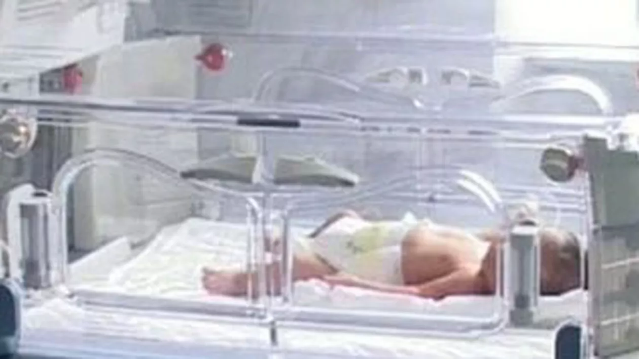 Arad: Un bebeluș de șapte luni a ajuns în comă la spital