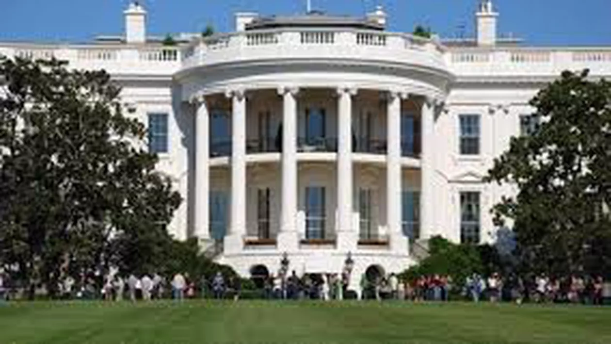 Alertă la Casa Albă: O mașină suspectă le-a urmărit pe fiicele lui Barack Obama, într-un convoi oficial