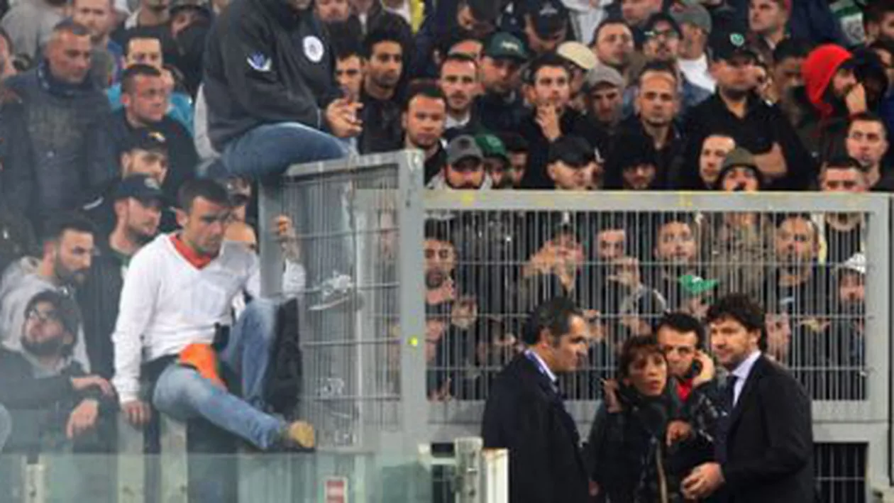Doi suporteri ai echipei Napoli, interzişi pe stadion după incidentele de la finala Cupei Italiei