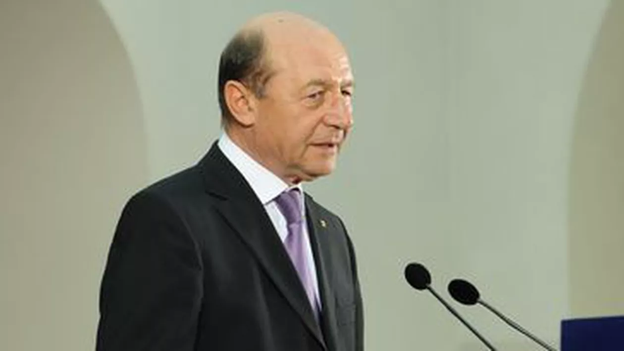 Băsescu a trimis la Guvern un decret de decorare a lui Marcel Opriş. Ponta refuză să îl contrasemneze