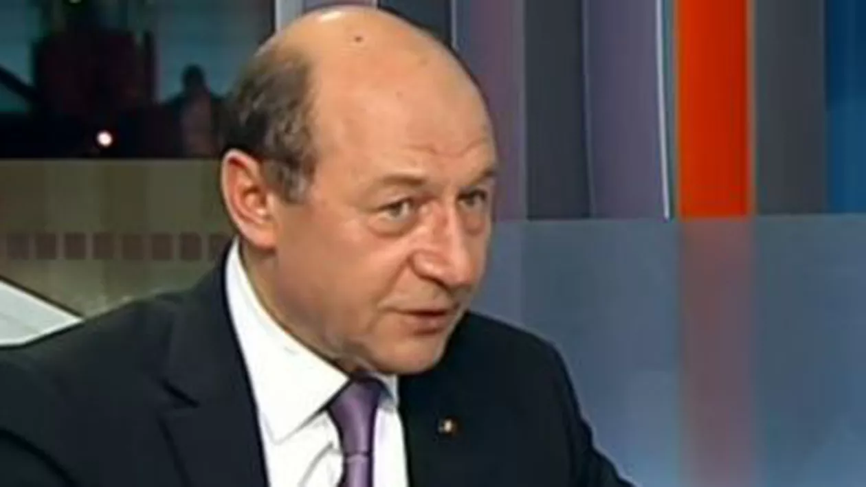Traian Băsescu: Ponta m-a rugat chiar să-i fiu naş. Și-a lăsat soţia însărcinată pentru fiica unui lider PSD (VIDEO)