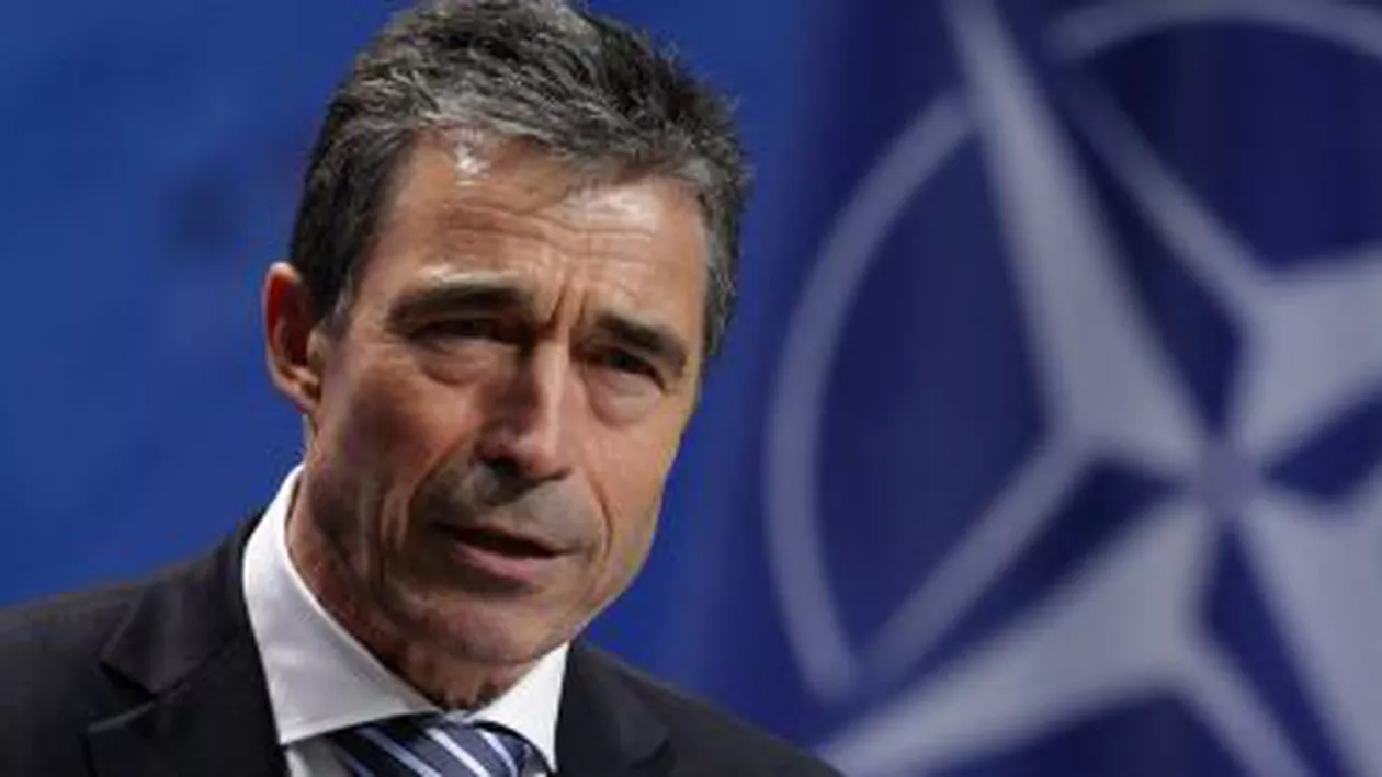 Anders Fogh Rasmussen: Vizita lui Vladimir Putin în Crimeea este una ”nepotrivită”