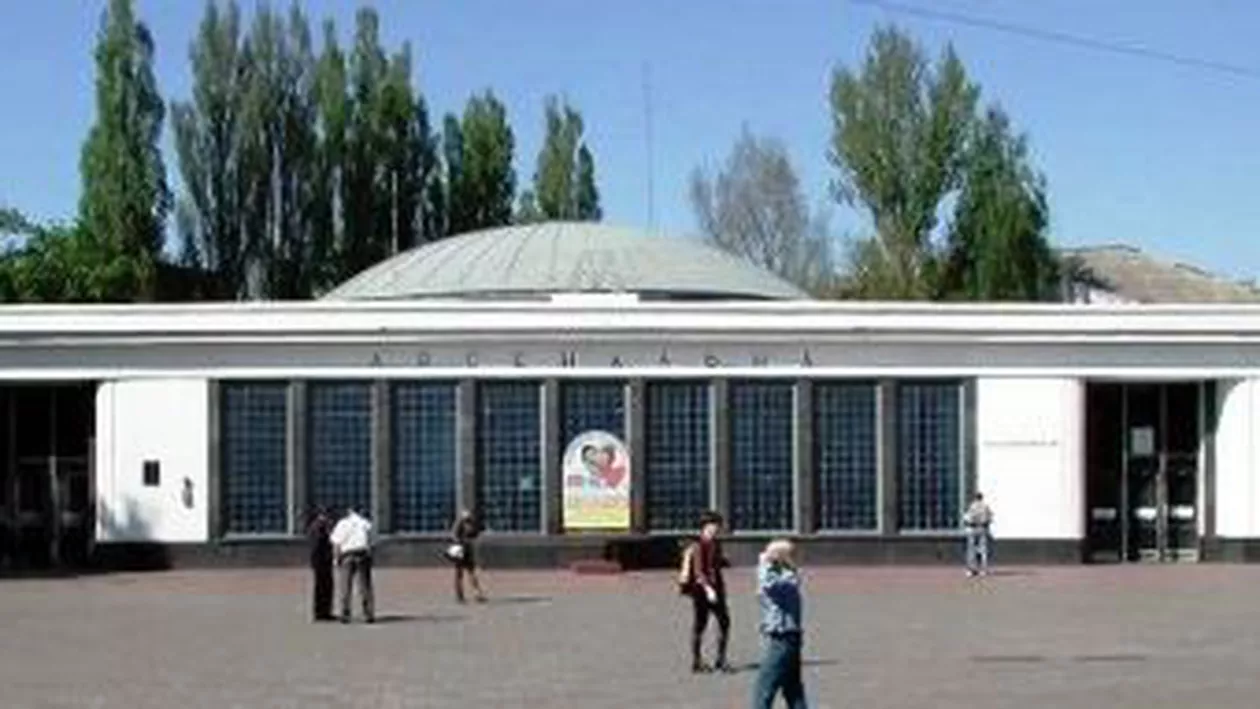 Un bărbat a vrut să detoneze o bombă artizanală în metroul din Kiev