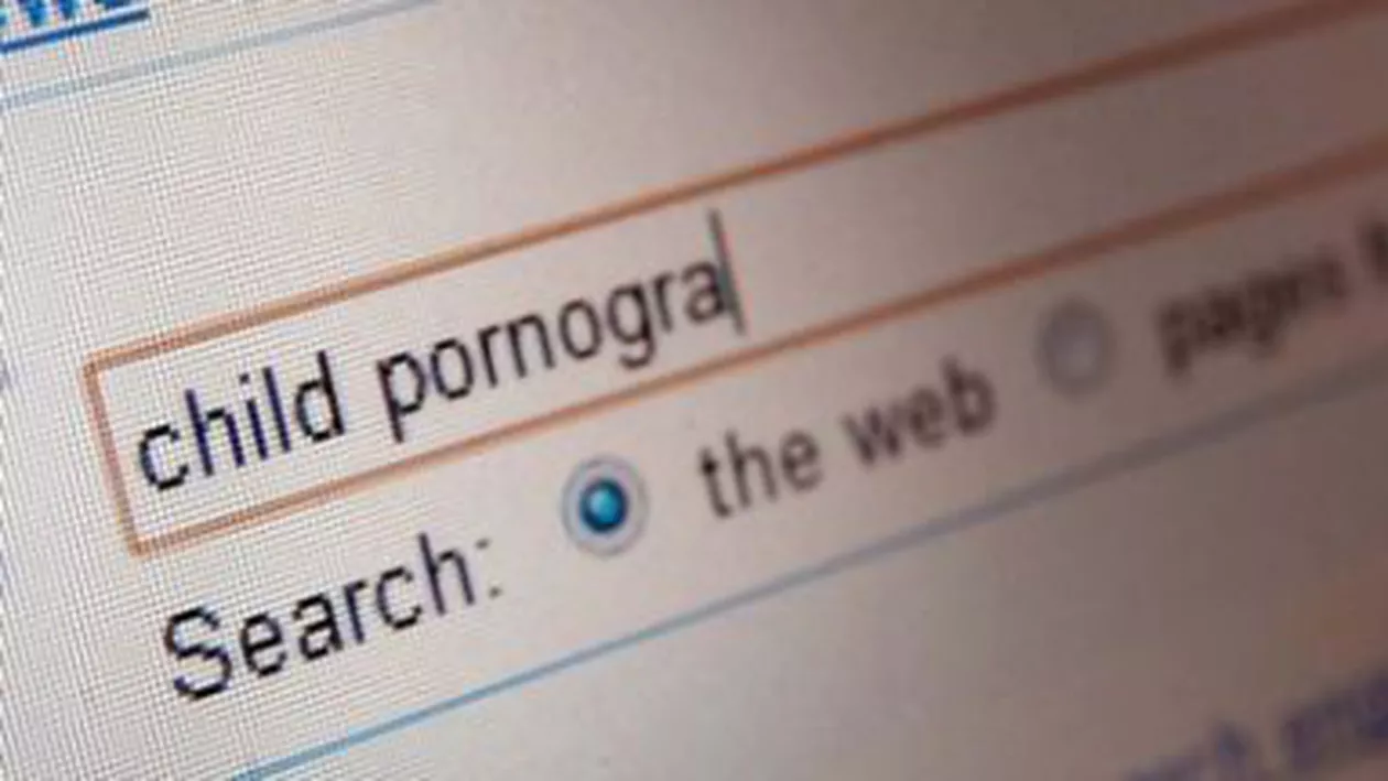 Cluj-Napoca: Inginerul acuzat că a distribuit 150.000 de filmulețe porno cu minori a fost arestat pentru 30 de zile
