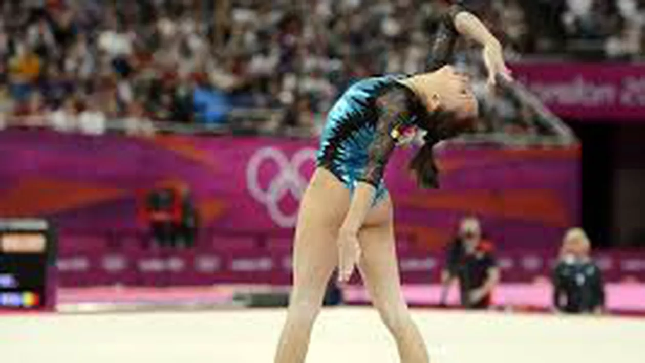 Gimnastele junioare Laura Jurcă, Andreea Iridon şi Anda Butuc, calificate în patru finale la CE