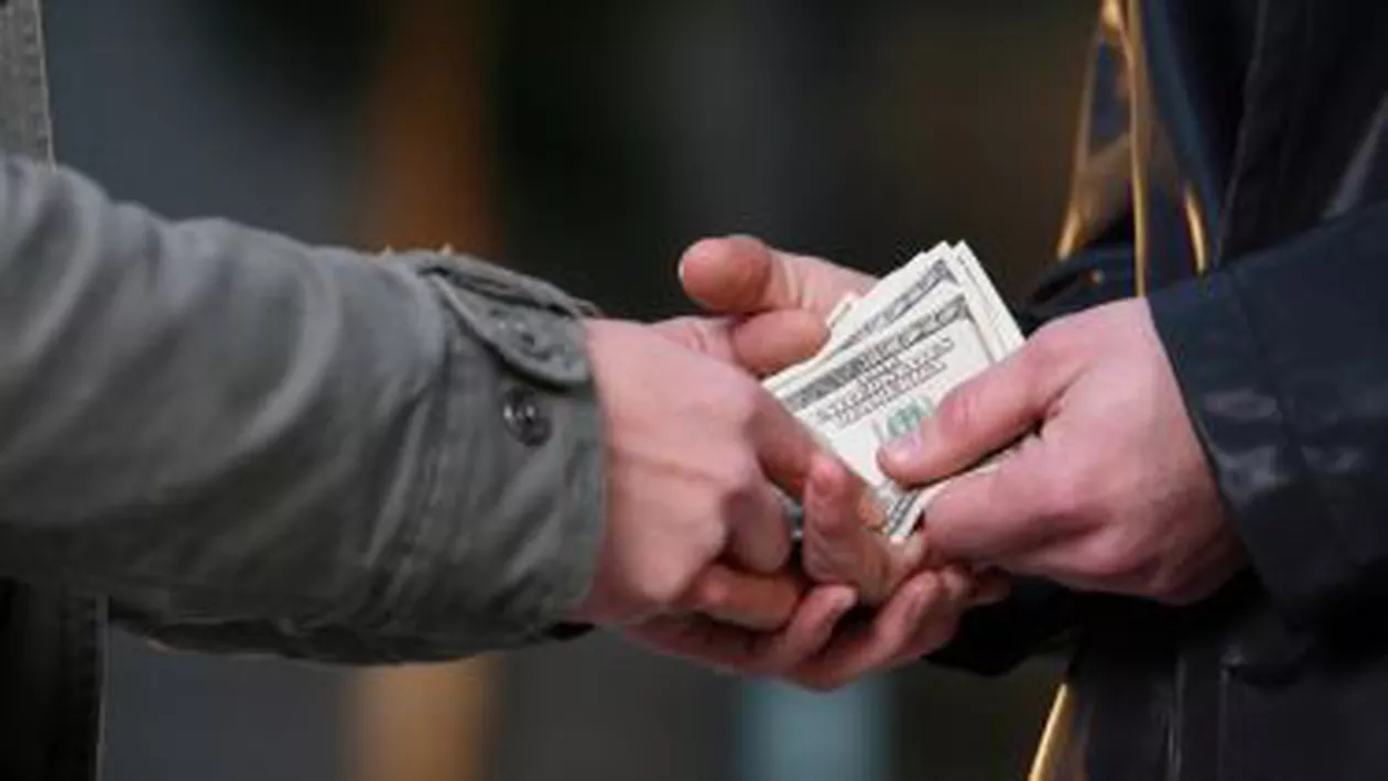 Proiect de lege: Jurnaliștii care dezvăluie acte de corupție vor primi 2% din prejudiciul recuperat