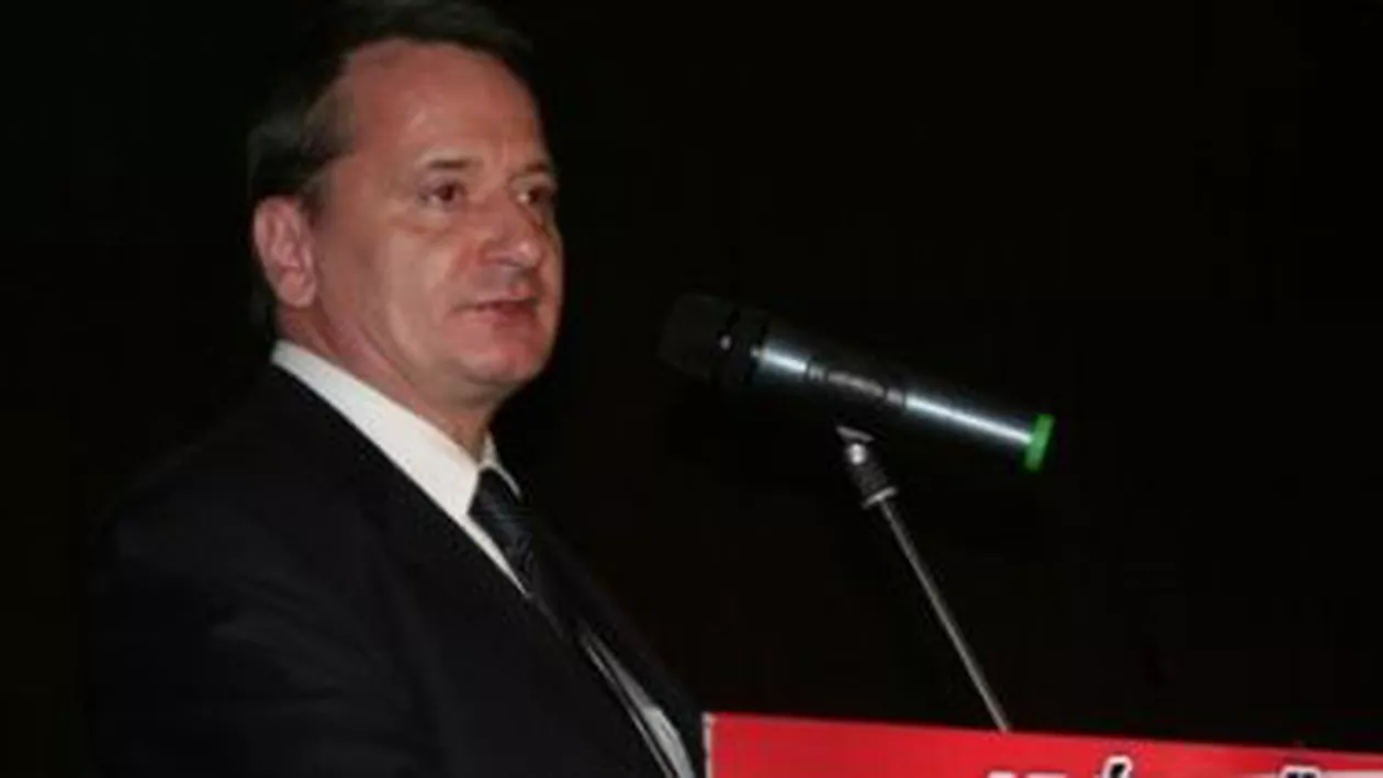 Eurodeputatul Jobbik Bela Kovacs este investigat pentru spionarea Uniunii Europene în favoarea Rusiei