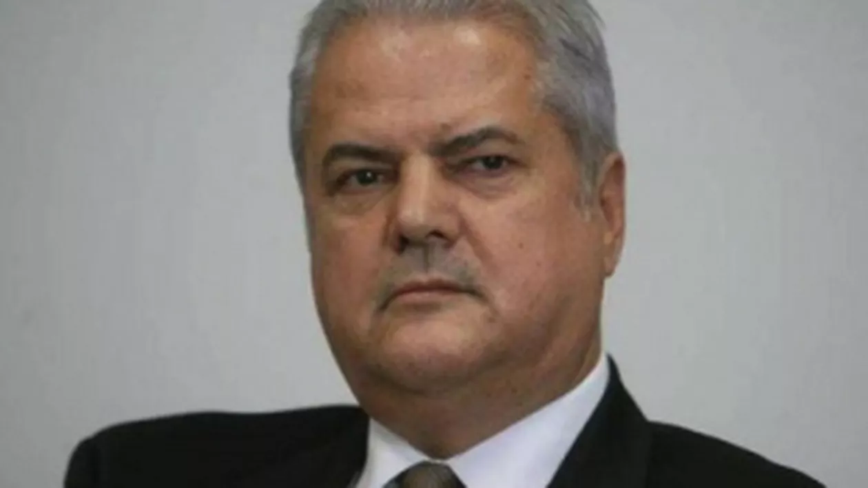 Motivarea instanței pentru refuzul majorării pedepsei lui Adrian Năstase: Este un deținut model și un familist