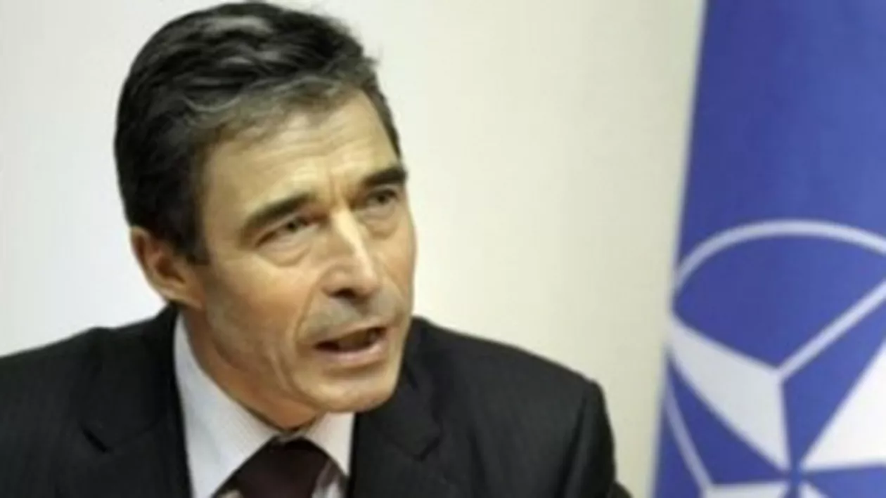 Rasmussen: NATO nu intenționează să aducă arme nucleare în estul Europei