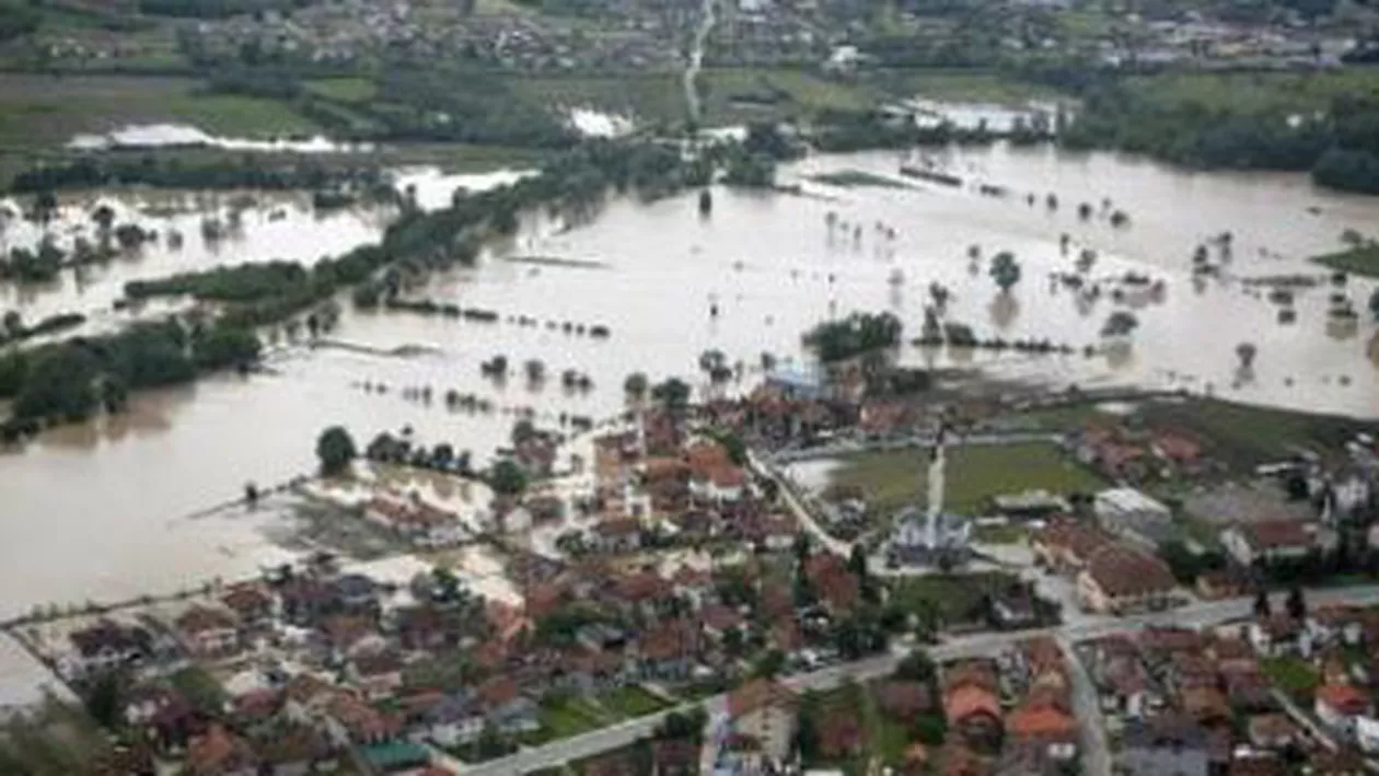 Trei zile de doliu în Serbia pentru persoanele care și-au pierdut viața în urma inundațiilor