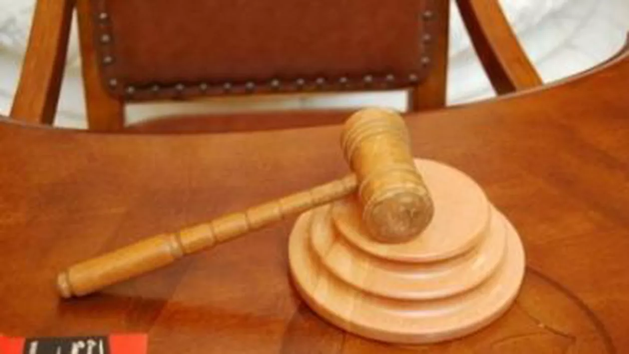 Judecătorii de la Tribunalul București acuzați de fapte de corupție au fost arestați