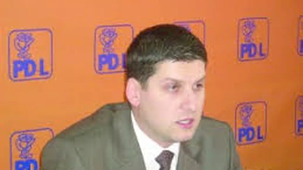 Primarul din Târgovişte, condamnat definitiv la trei ani de închisoare cu suspendare pentru corupţie