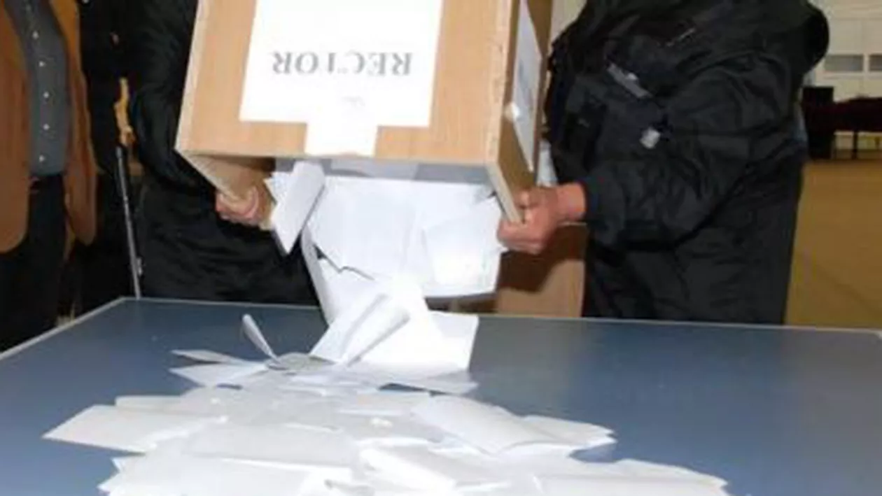 Numărătoare paralelă a PDL, după centralizarea datelor din 94% din secţii: PSD-UNPR-PC-37,1%, PNL-14,9%, PDL-12,4%, UDMR - 6,6% și PMP - 6,2%