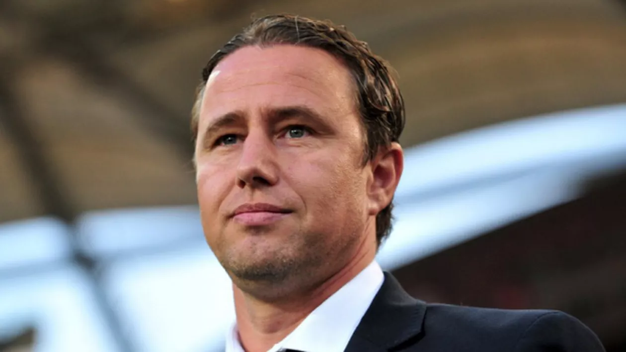 FC Steaua anunţă oficial că Reghecampf şi colaboratorii săi şi-au reziliat contractele