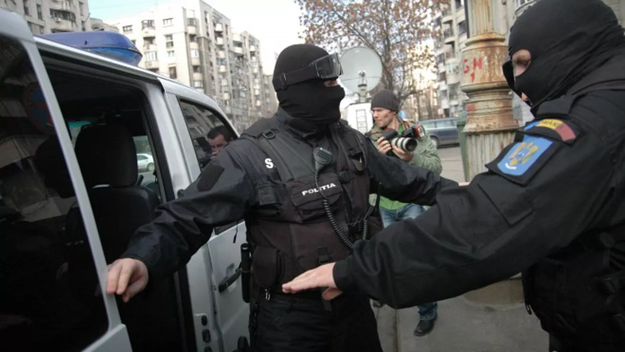 Percheziţii în Bucureşti şi Călăraşi la suspecți de proxenetism
