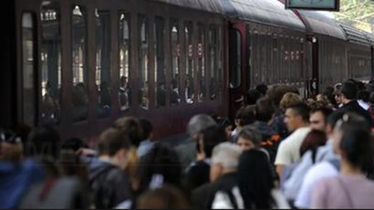 CFR introduce cinci trenuri suplimentare pentru Rusalii
