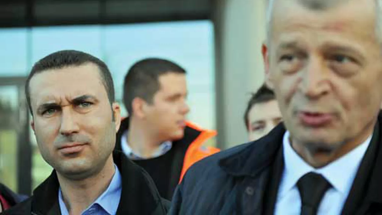 Directorul de infrastructură din Primăria Capitalei, Mădălin Dumitru, reținut de DNA: A luat mită două autoturisme de lux şi 50.000 de euro