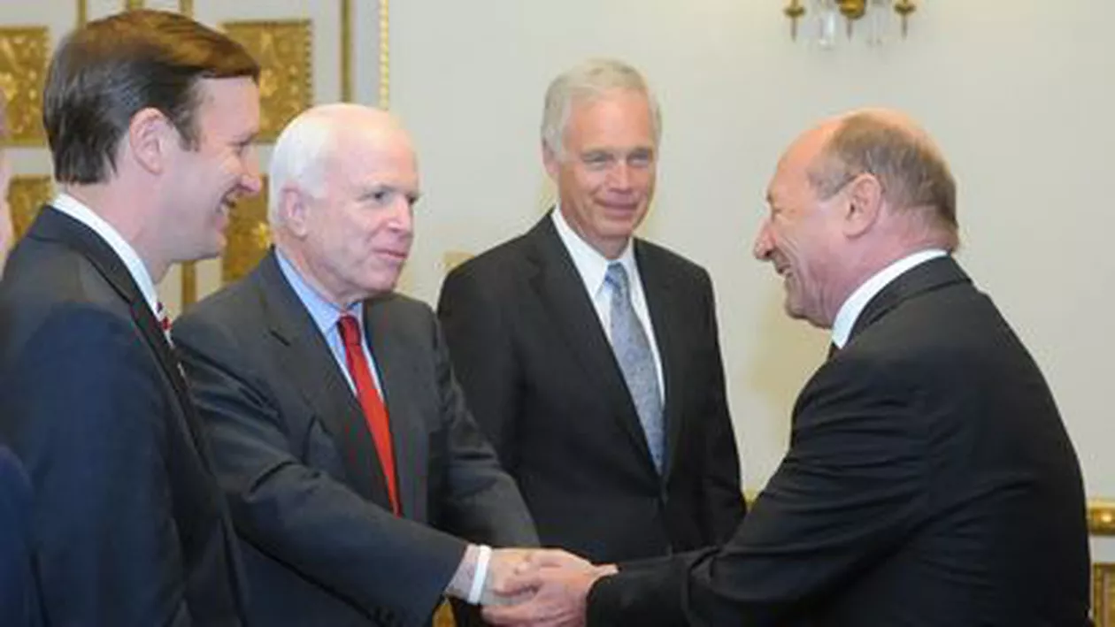 Traian Băsescu s-a întâlnit cu senatorii americani John McCain, Ron Johnson și Chris Murphy