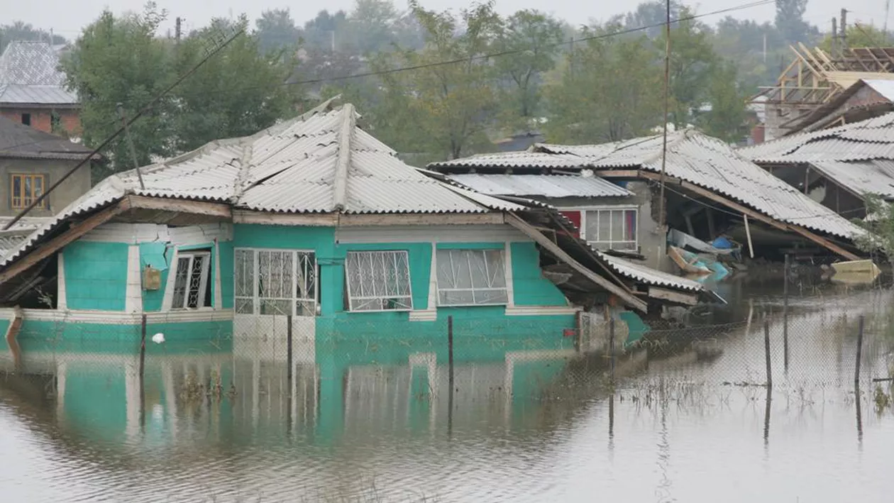 Cod galben de inundaţii în judeţele Braşov şi Covasna