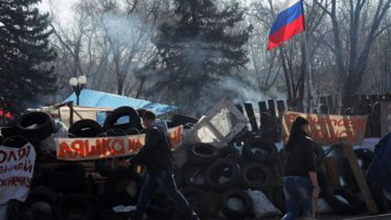 Militar ucrainean: Rebelii proruși au atacat aeroportul din Lugansk
