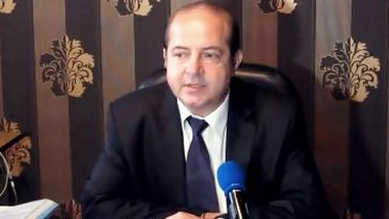 Primarul din Alexandria a asfaltat drumurile pentru ca nunta fiicei sale să fie perfectă (VIDEO)