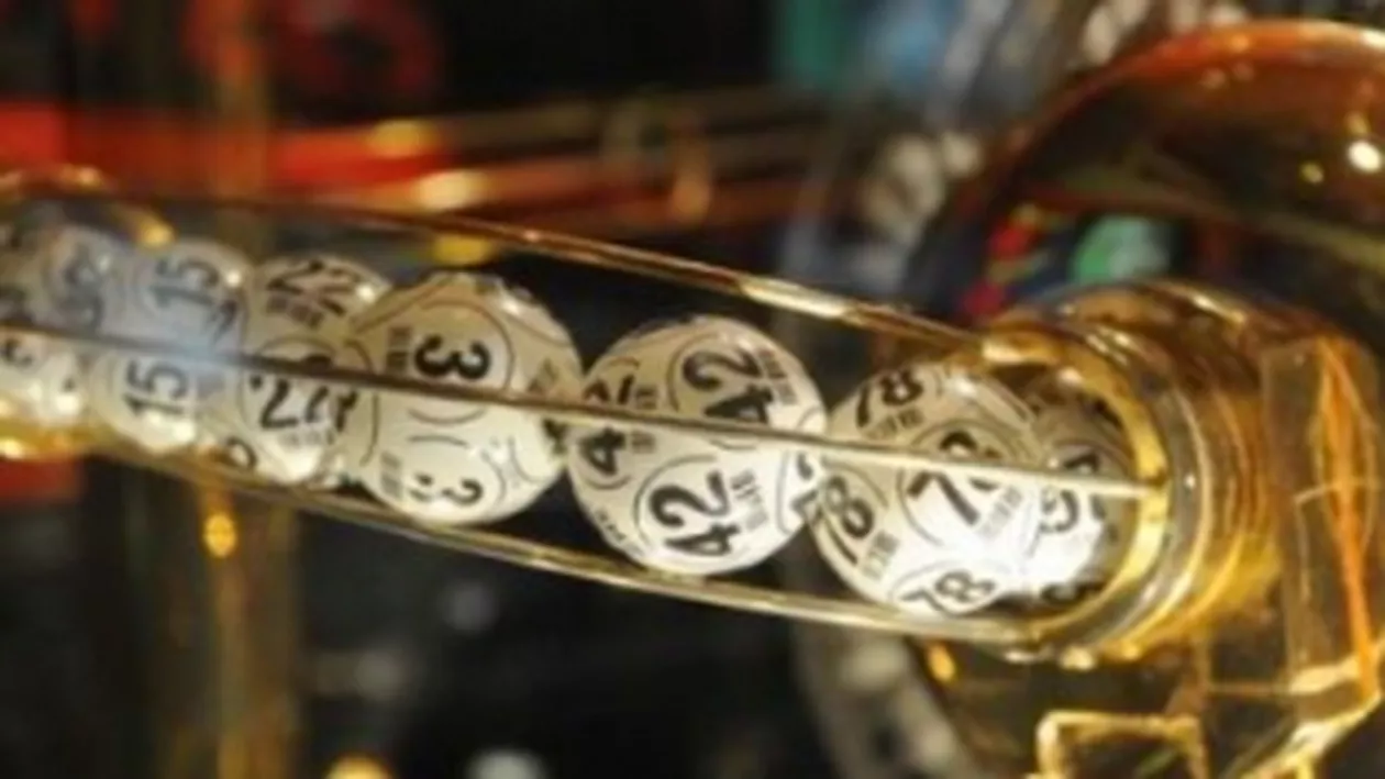 Loto 6/49: Premiul cel mare se ridică la aproximativ trei milioane de euro
