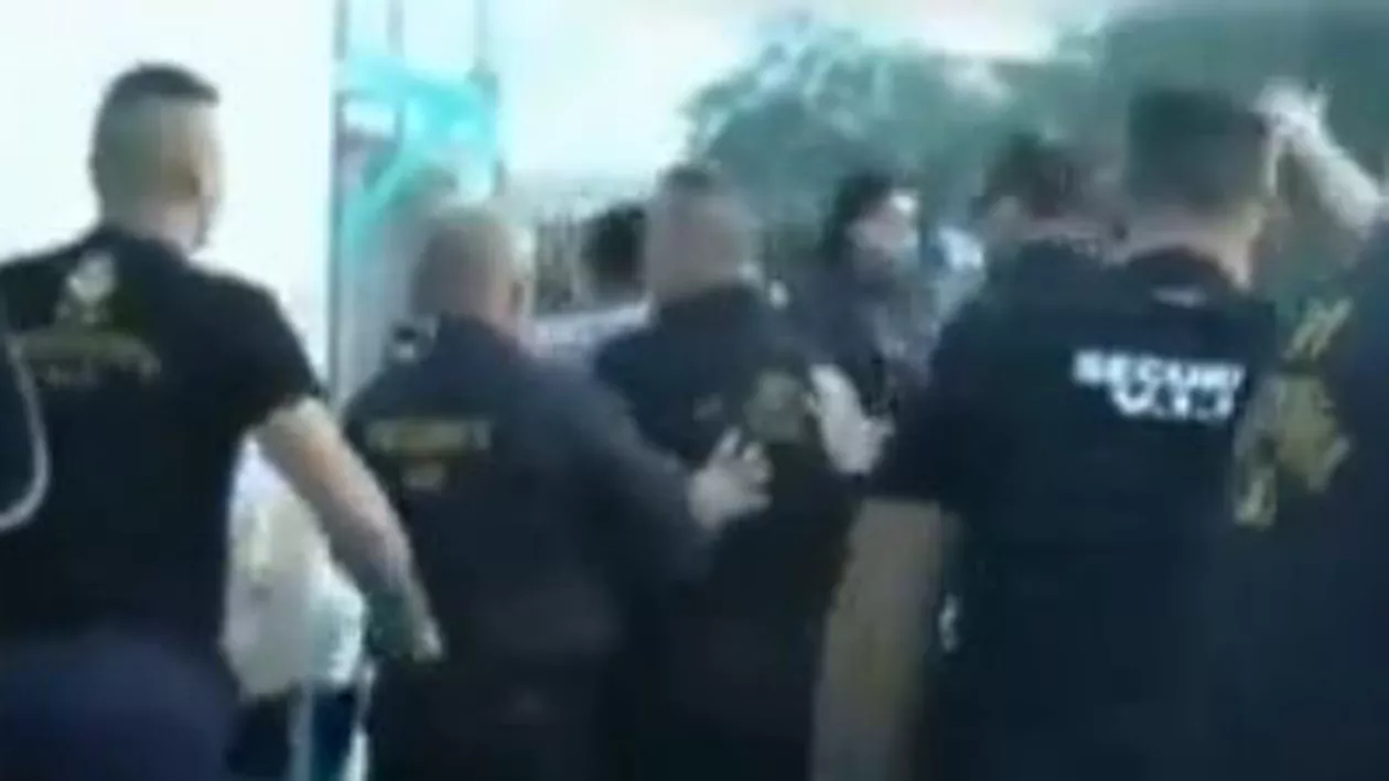 Timișoara: Tânăr snopit în bătaie de bodyguarzi, în timpul unui concert rock (VIDEO)