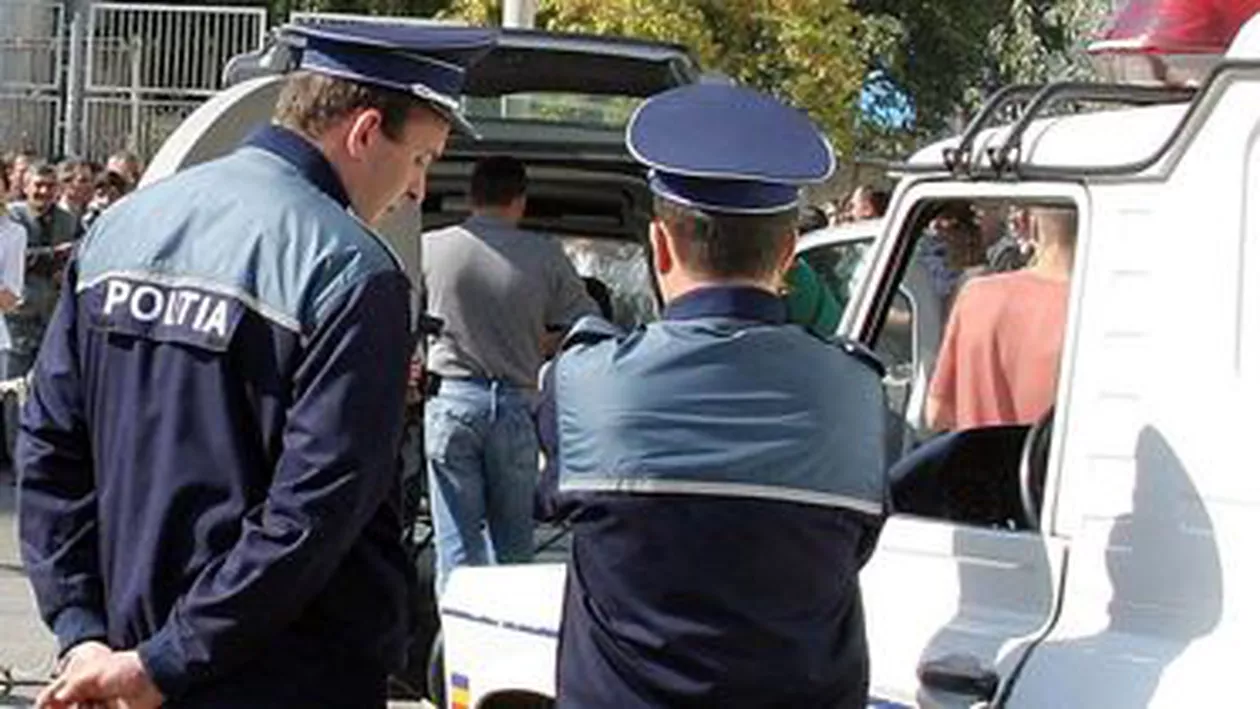 Brașov: Bărbat arestat după ce l-a agresat pe profesorul de sport al nepotului său