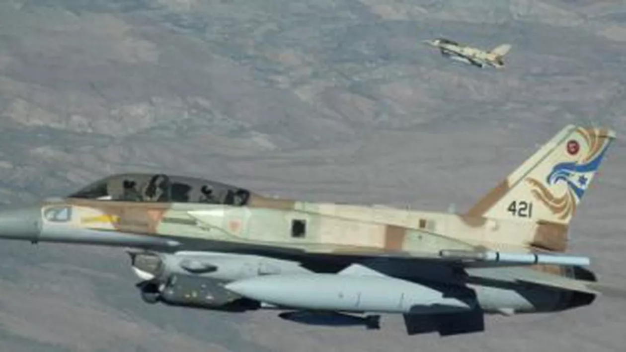 Fâșia Gaza a fost vizată de 12 raiduri aeriene în urma lansării a două tiruri de rachetă în sudul Israelului