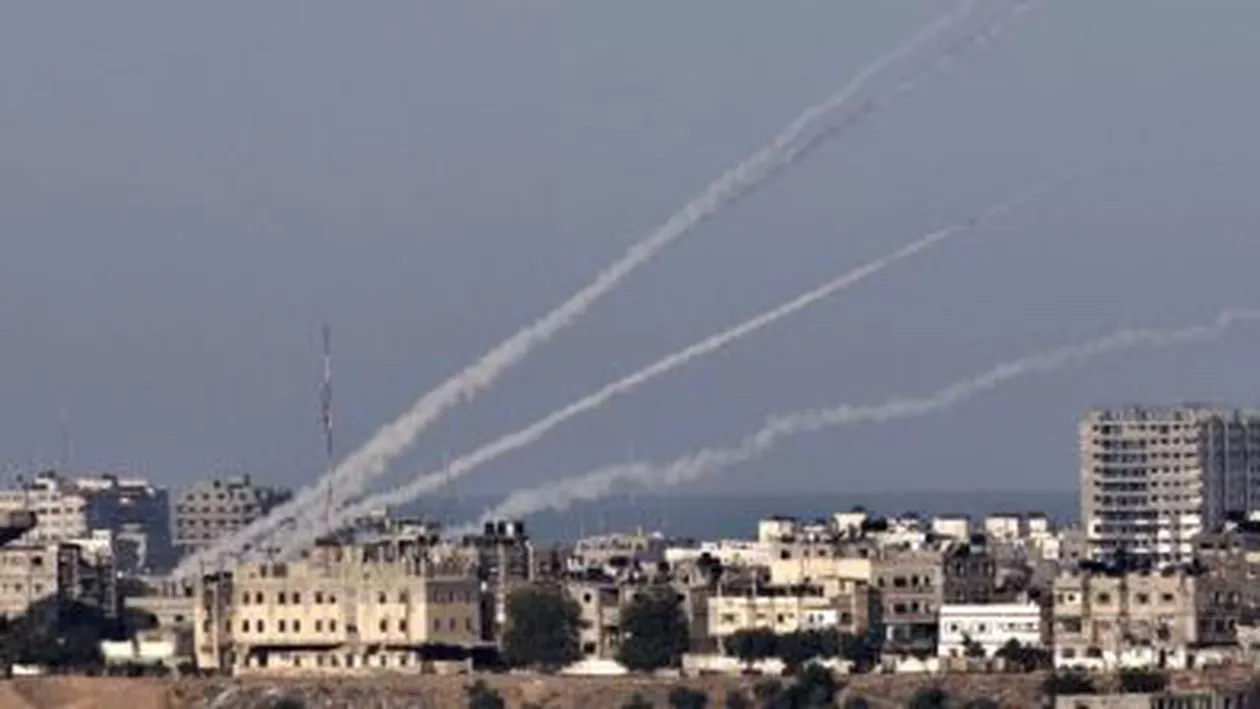 Cinci rachete lansate din Fâşia Gaza au căzut în sudul Israelului