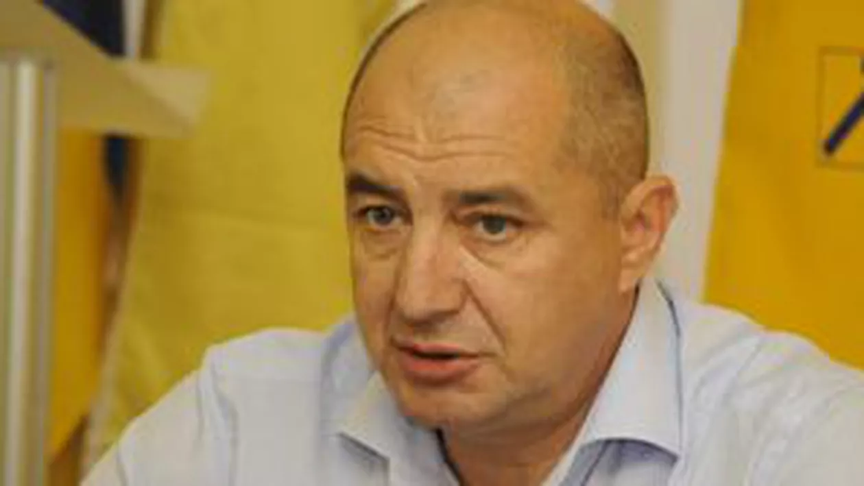 Comisia juridică respinge cererea procurorilor în cazul deputatului UNPR Titi Holban