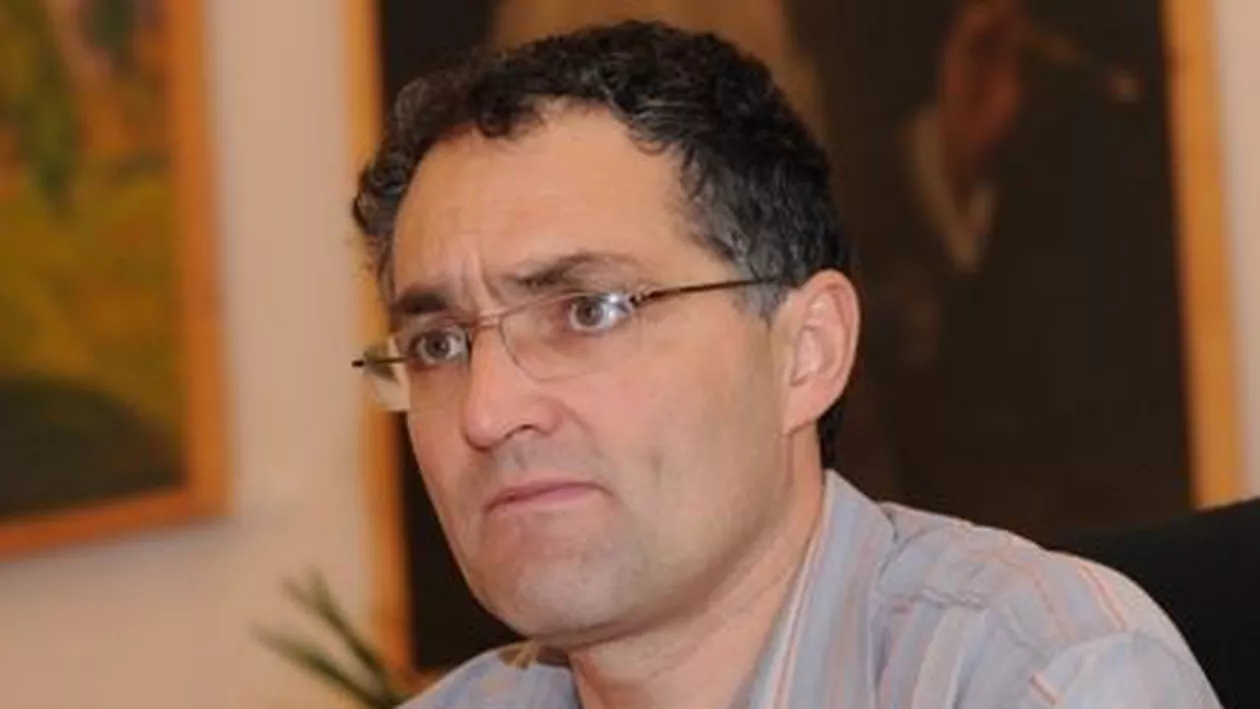 Primarul din Miercurea Ciuc, reclamat după ce a strâns de gât un consilier UDMR