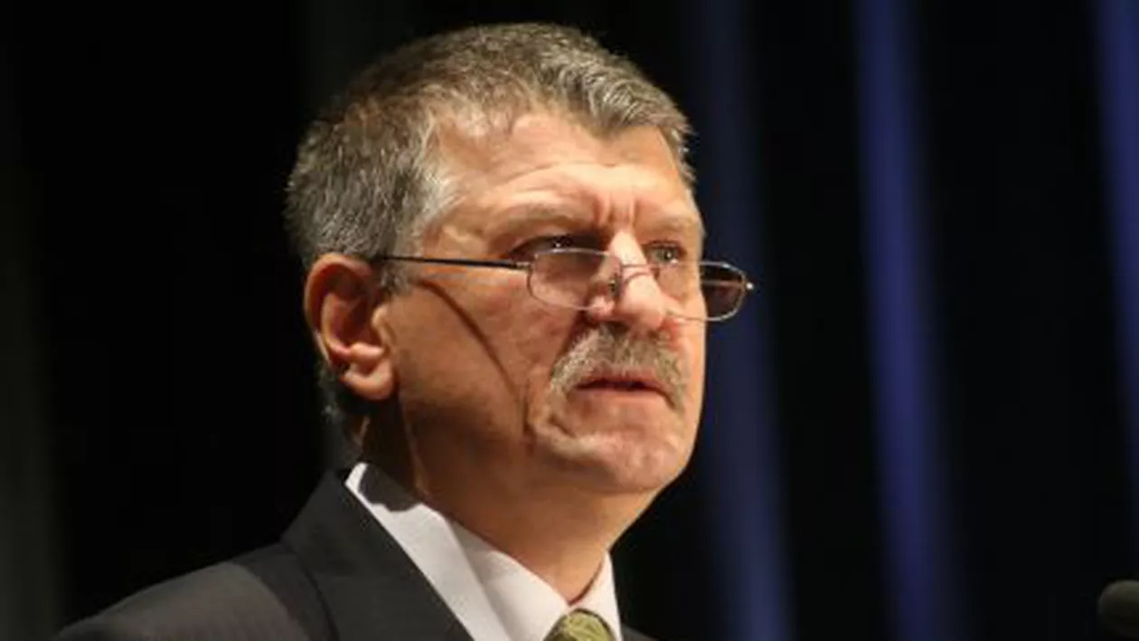 Preşedintele Parlamentului ungar pledează pentru autonomia maghiarilor, la inaugurarea unui centru cultural în judeţul Alba