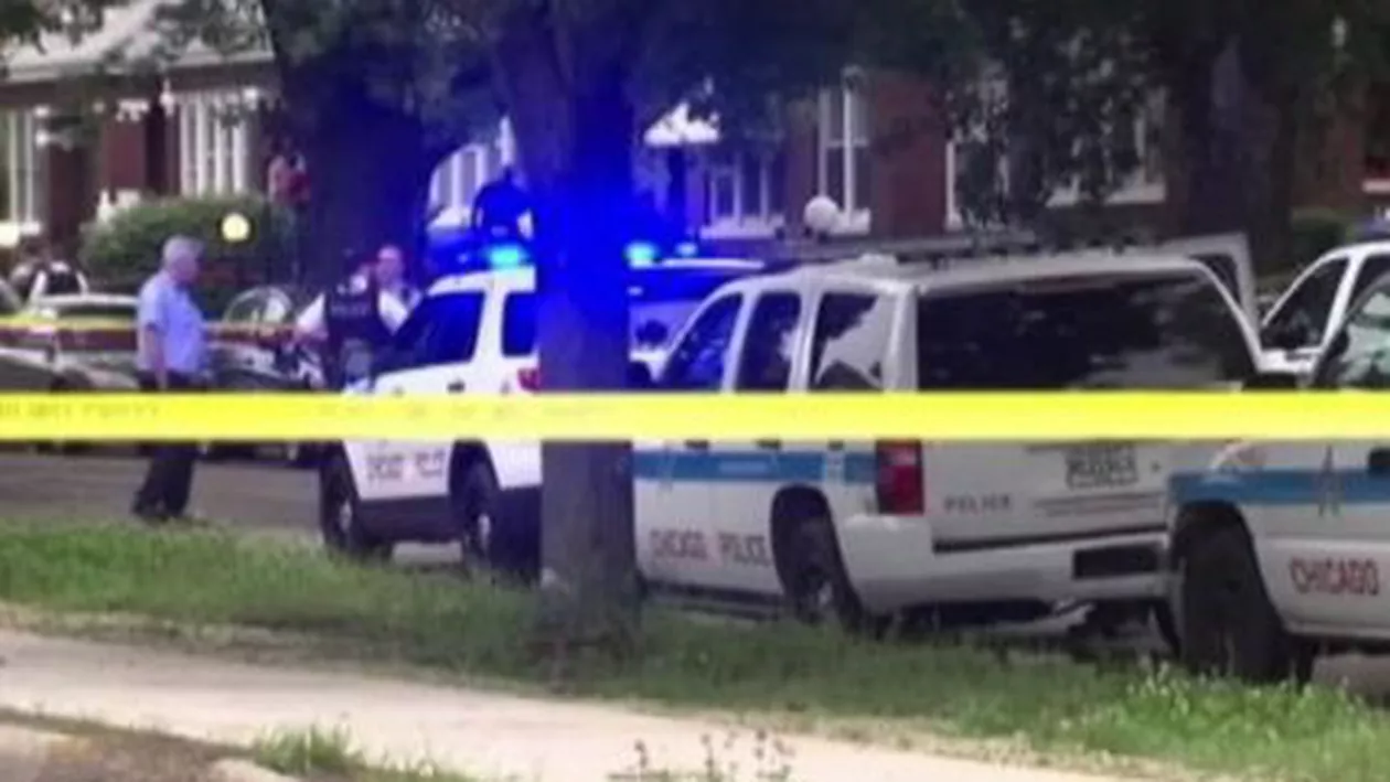 Unsprezece morţi şi 50 de răniţi în incidente armate produse la Chicago