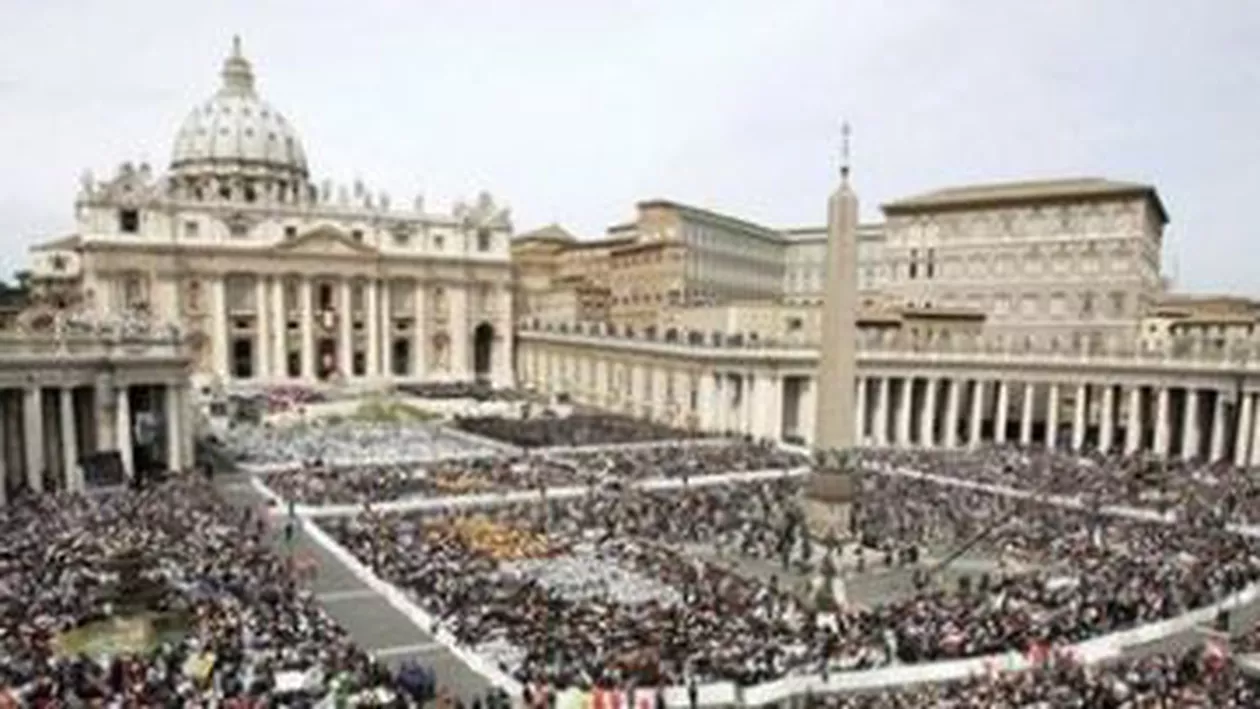 Papa Francisc vrea să schimbe conducerea Băncii Vaticanului, după ce profitul instituției s-a prăbușit cu 97%