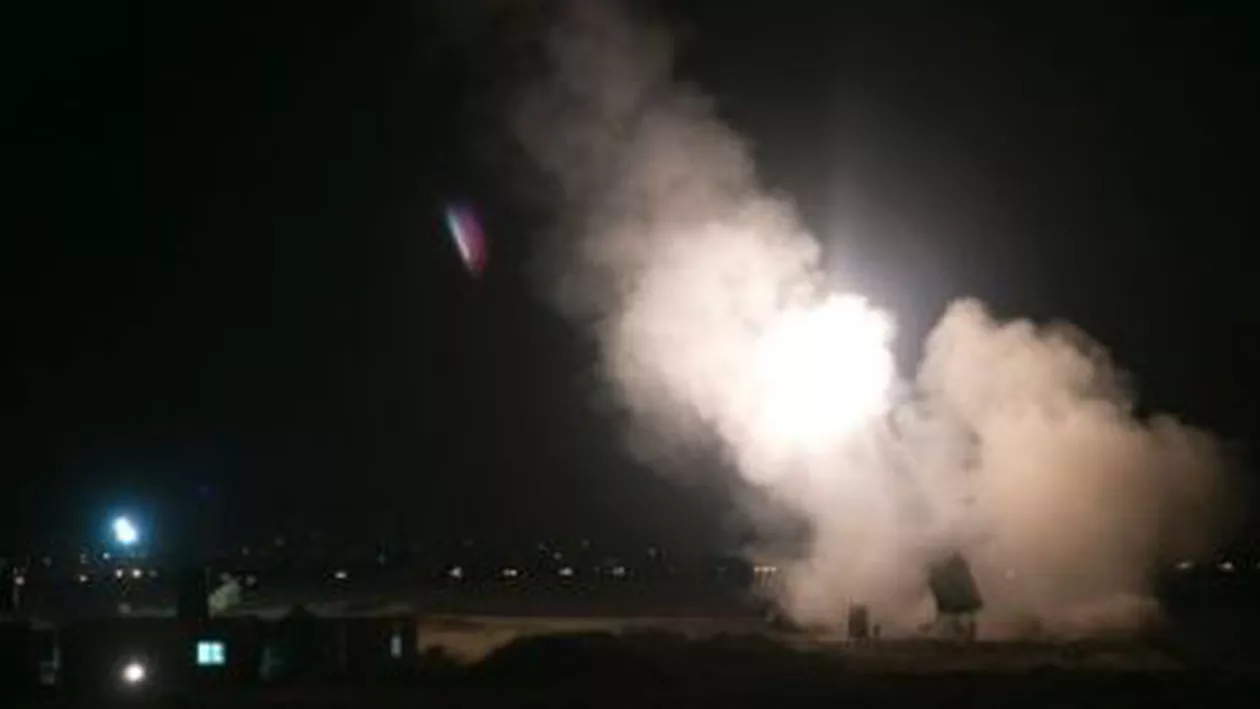 Cel puțin cinci rachete au fost trase din Fâșia Gaza înspre Tel Aviv
