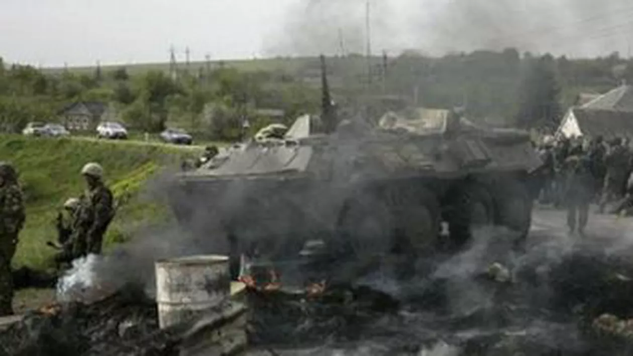 Noi conflicte în apropiere de Donețk, la frontiera dintre Ucraina și Rusia