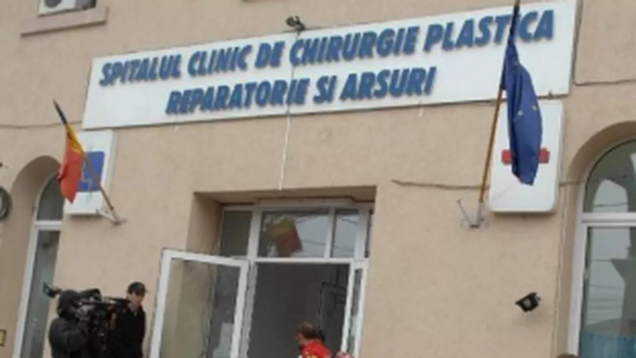 Douăzeci de cadre medicale și alte 44 de persoane, trimise în judecată în dosarul operațiilor estetice