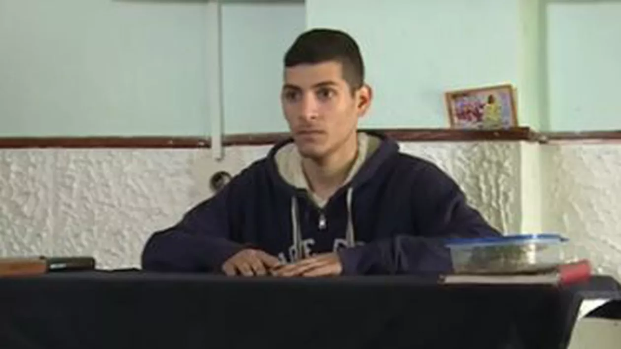 Condamnații prezintă povestea unui tânăr închis pentru tâlhărie (VIDEO)