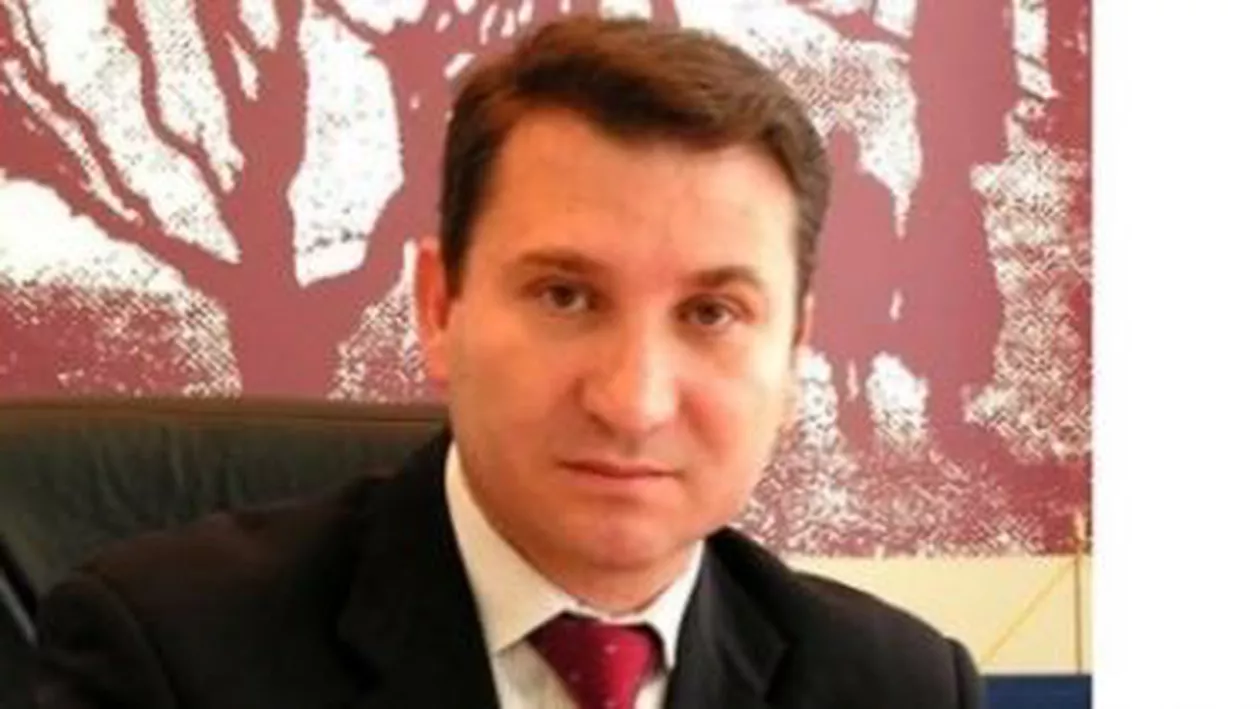 Procurorii DNA au pus sechestru pe averea lui Romeo Stavarache